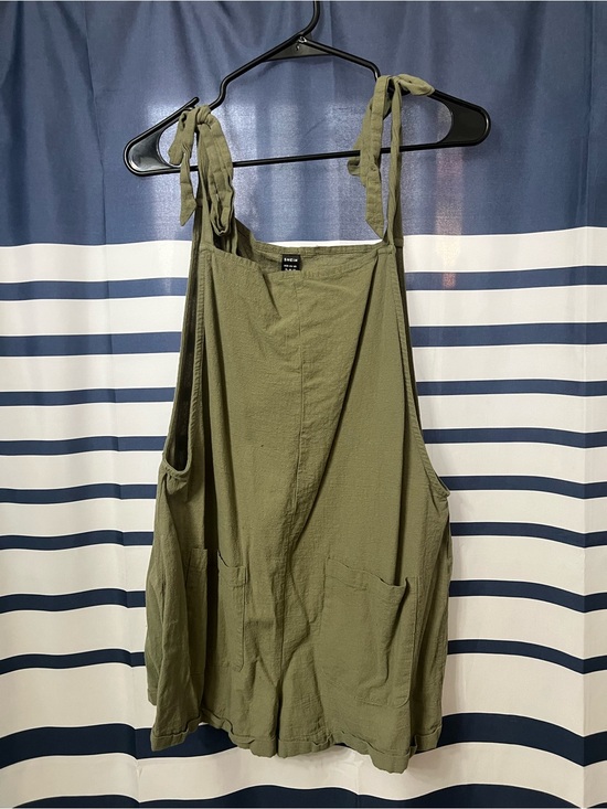 SHEIN Pants - SHEIN Olive Tie-Strap Romper with Front Pockets